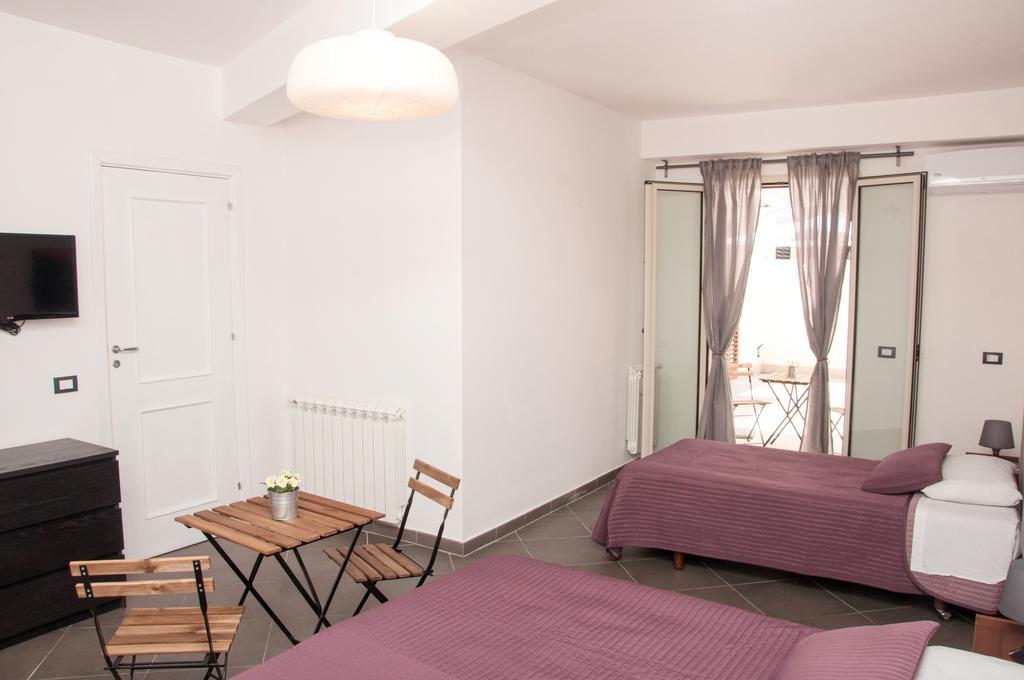 B&B La Scala เรอัลมอนเต ห้อง รูปภาพ